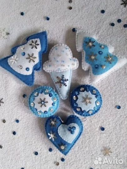 Елочные игрушки из фетра