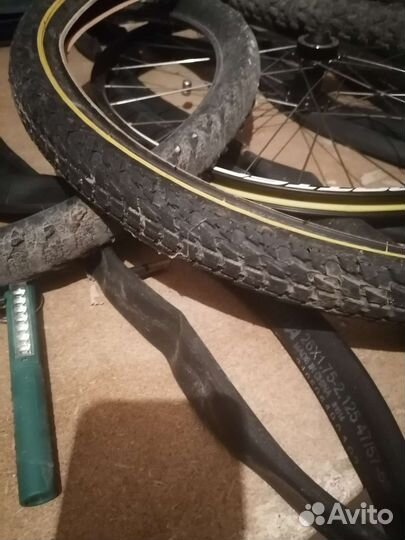 Покрышки и диск для велосипеда 26