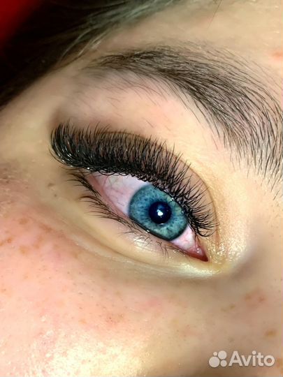 Наращивание ресничек