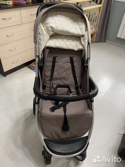Коляска прогулочная