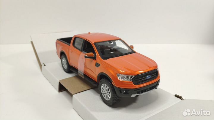 Ford Ranger,Chevrolet Colorado ZR2 Maisto 1:24