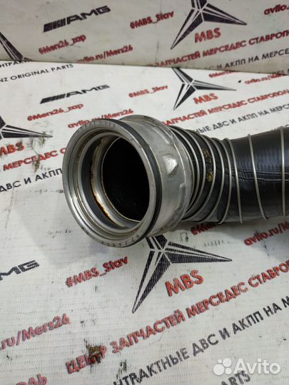 Патрубок интеркулера w203 m271 Mercedes правый