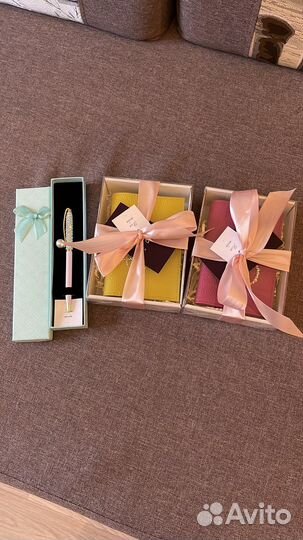 Инкрустация стразами