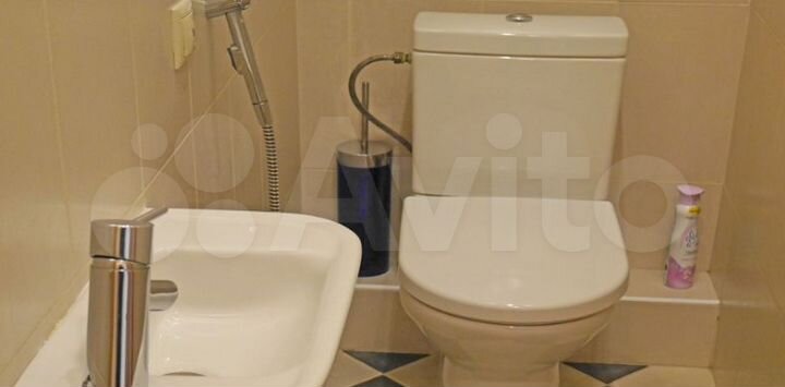 Комната 18 м² в 2-к., 4/7 эт.