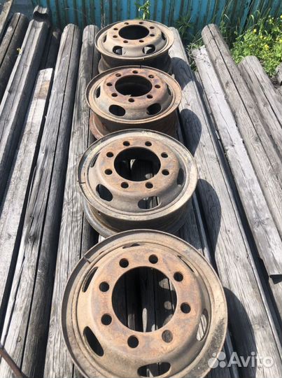 Японские диски (грузовые ) r 20 с Isuzu giga