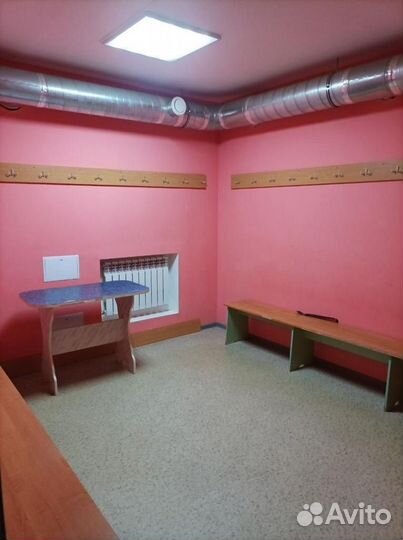 Аренда зала 136 кв.м для занятия спортом,танцев