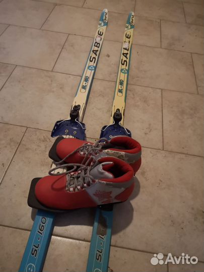 Лыжи беговые с ботинками