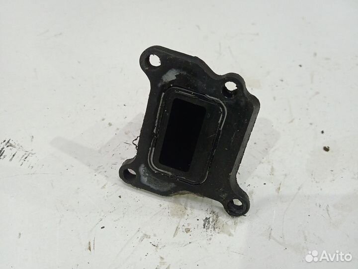 Клапан лепестковый Suzuki Sepia ZZ OLD