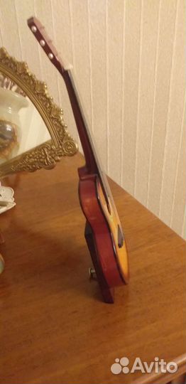 Сувенир/гитара/дерево/лак