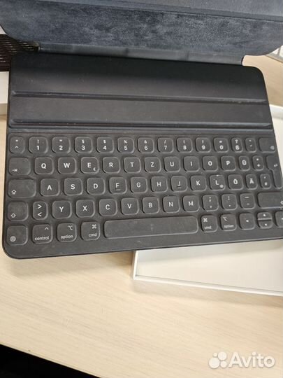 Оригинальная клавиатура для iPad pro 11