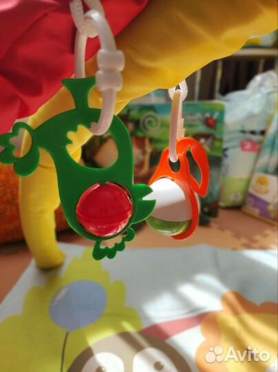 Развивающий коврик новый