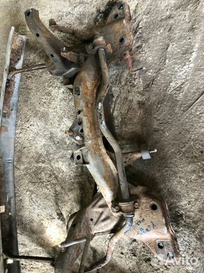 Подрамник opel ascona C