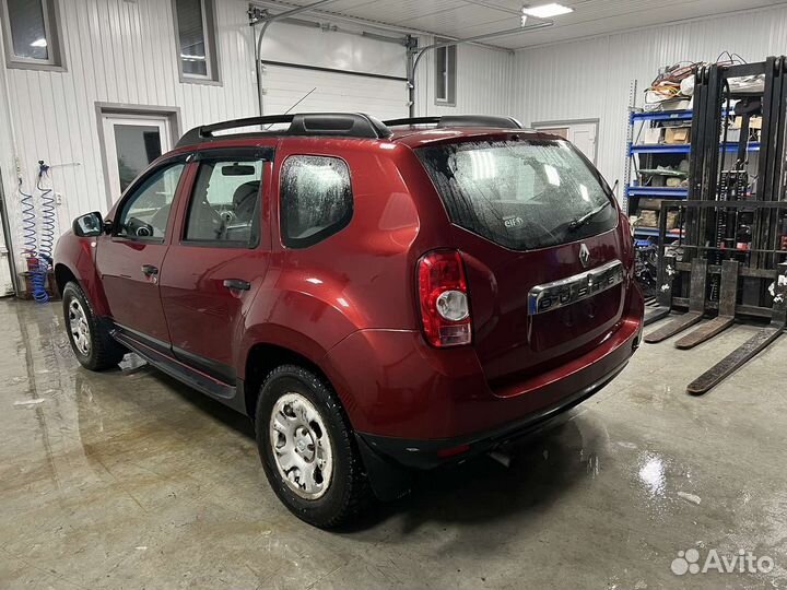 Renault duster 2012 разбор запчасти