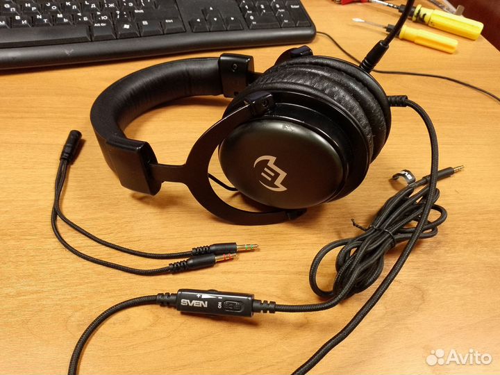 Наушники Sven AP-G999MV