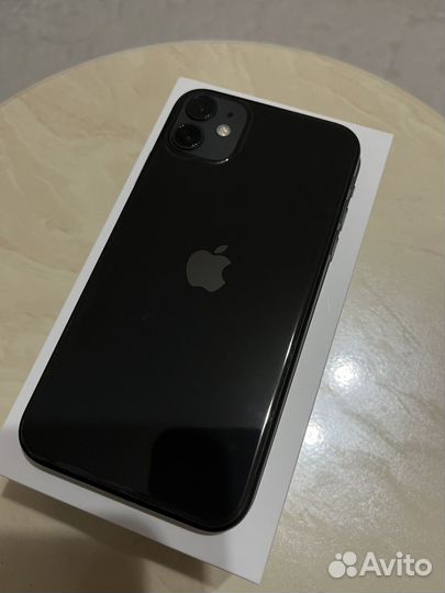 iPhone 11, 64 ГБ
