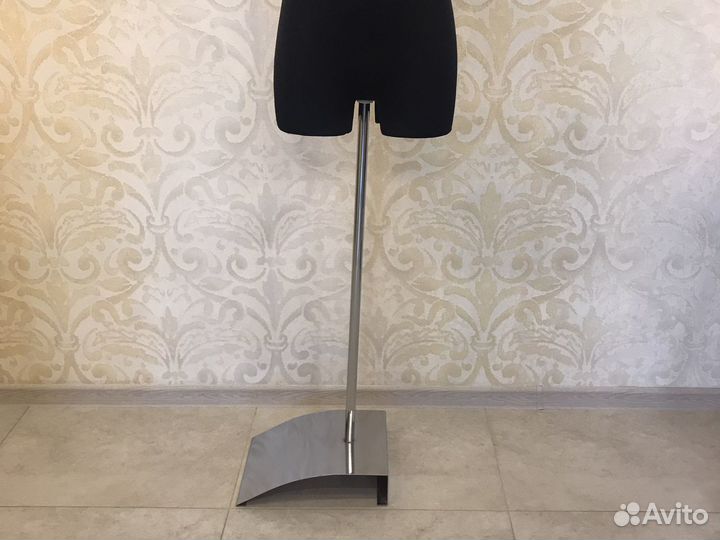 Манекен женский в аренду