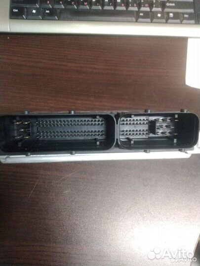 Блок управления двигателем Volkswagen Passat