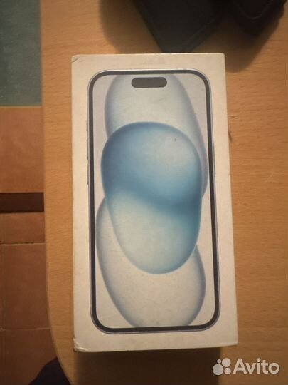 iPhone 15, 256 ГБ
