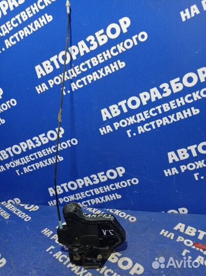 Задний левый замок двери Toyota Camry 30 седан