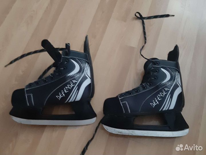 Коньки хоккейные.34