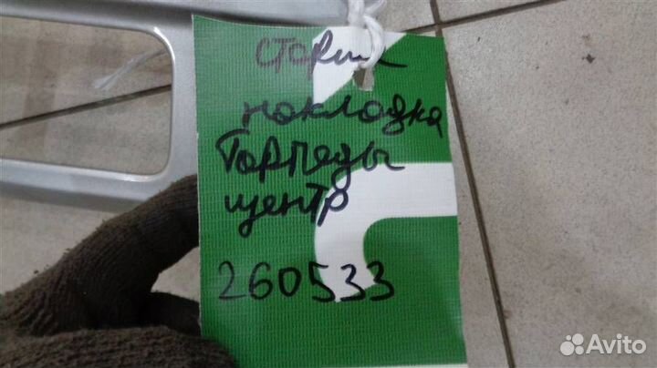 Накладка торпедо Daihatsu Storia 1998-2000