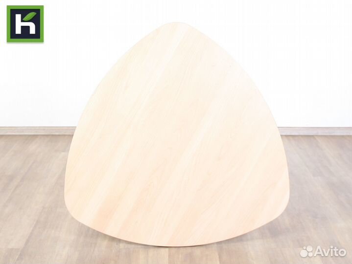 Офисный стол в переговорную бу