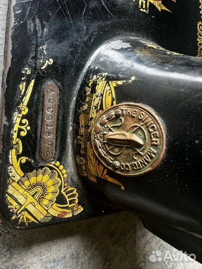 Швейная машинка зингер