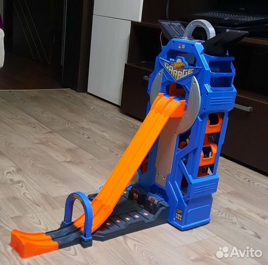 Парковка гараж хот вилс