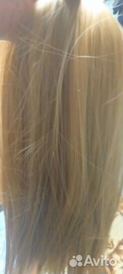 Волосы на заколках блонд