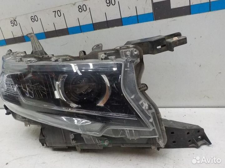 Фара правая Toyota Land Cruiser Prado