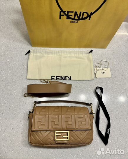 Cумка fendi baguette оригинал