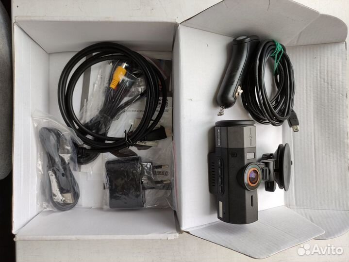 Видеорегистратор Street storm CVR-A7510 v2