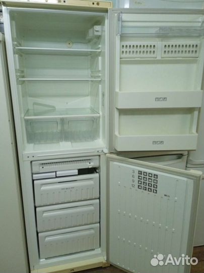 Холодильник бу Stinol