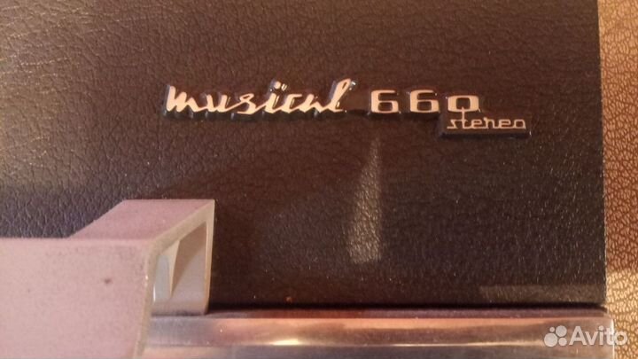 Проигрыватель винила Perpetuum-Ebner