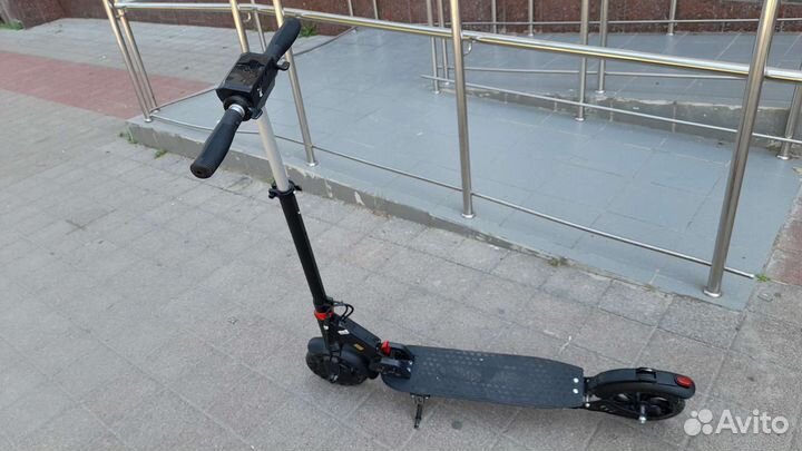 Самокат взрослый электрический