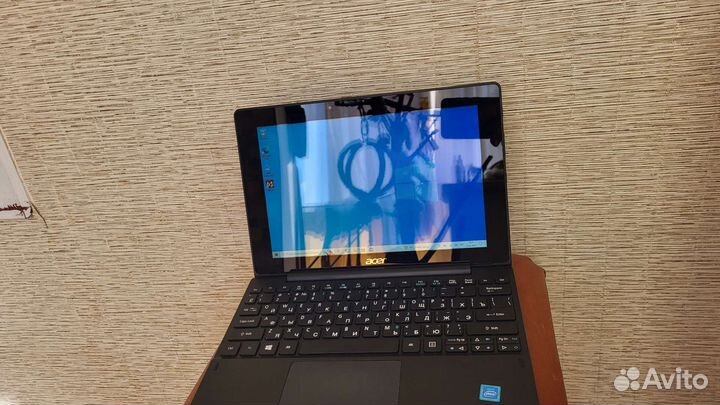 Планшетный компьютер Acer aspire switch 10 E