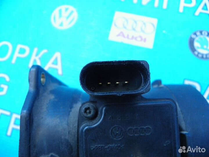 Расходомер воздуха Audi A6 C5 / A4 2.8