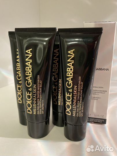 Увложняюший крем с тоном Dolce Gabbana