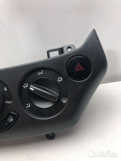 Блок управления климатом Aveo t250