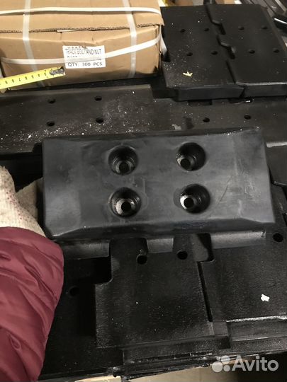 Башмак на асфальтоукладчик Volvo (Вольво)