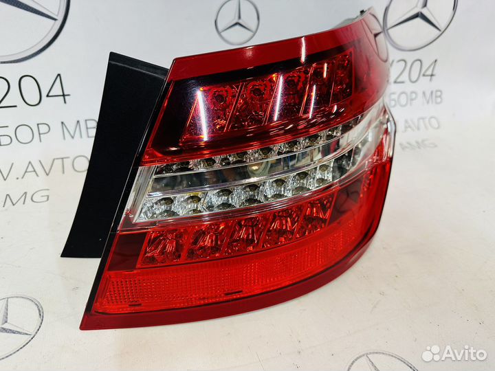 Фонарь задний mercedes w212
