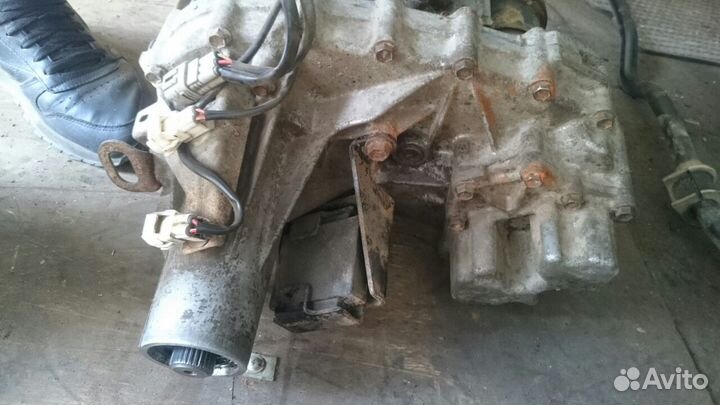 Раздатка сузуки гранд витара 2.4мкпп с 2006г