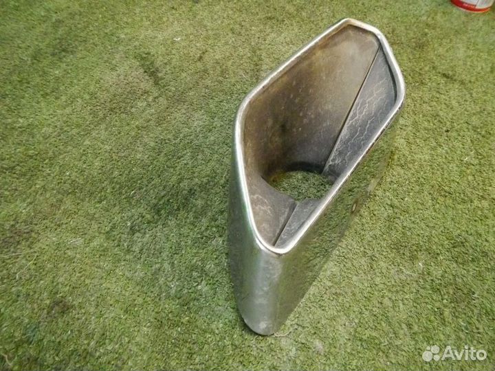 Насадка глушителя левая VW Touareg 3 (2018-н.в.)