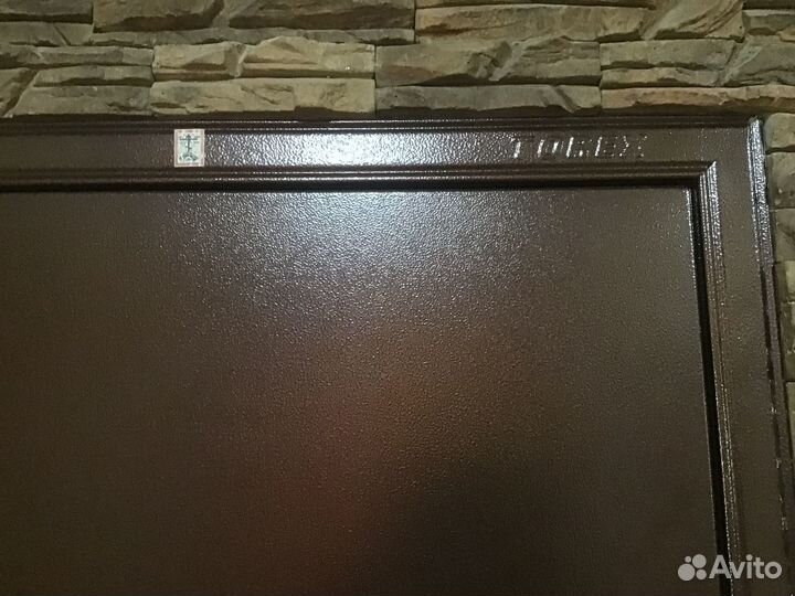 Межкомнатные и металлическая двери бу