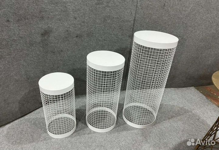 Белые Тубусы для фотозоны/кенди бара