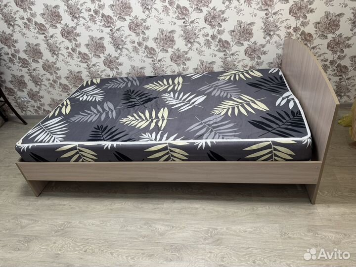 Кровать 120 с матрасом