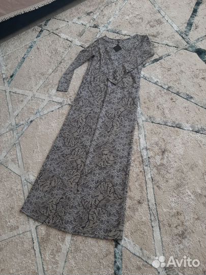 Платье для девочки новое