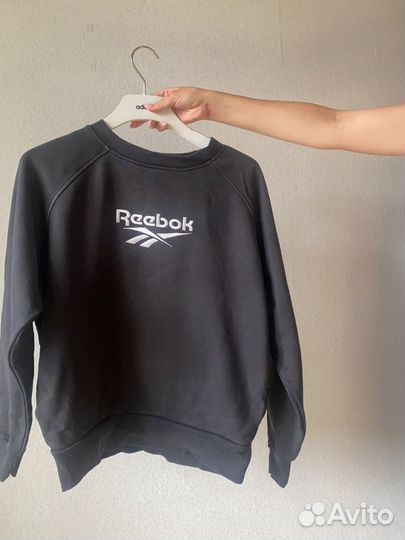 Свитшот Reebok Classic женский