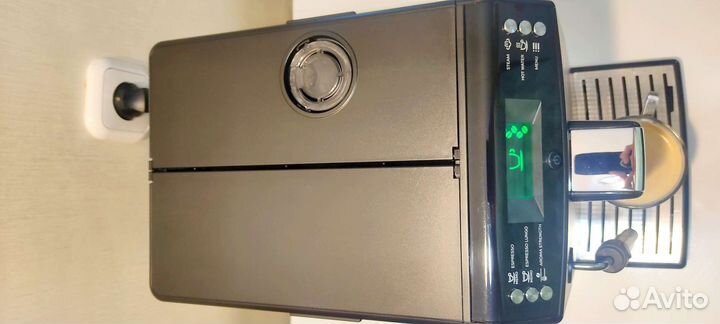 Кофемашина Phillips/Saeco HD8826