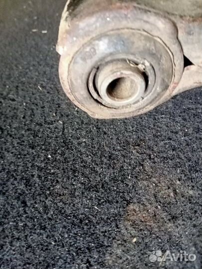 Рычаг подвески передний левый Opel Astra H 2009